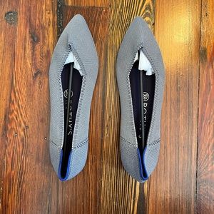 Rothy’s cloud grey birdseye shoe, size 8.5, NWT!!